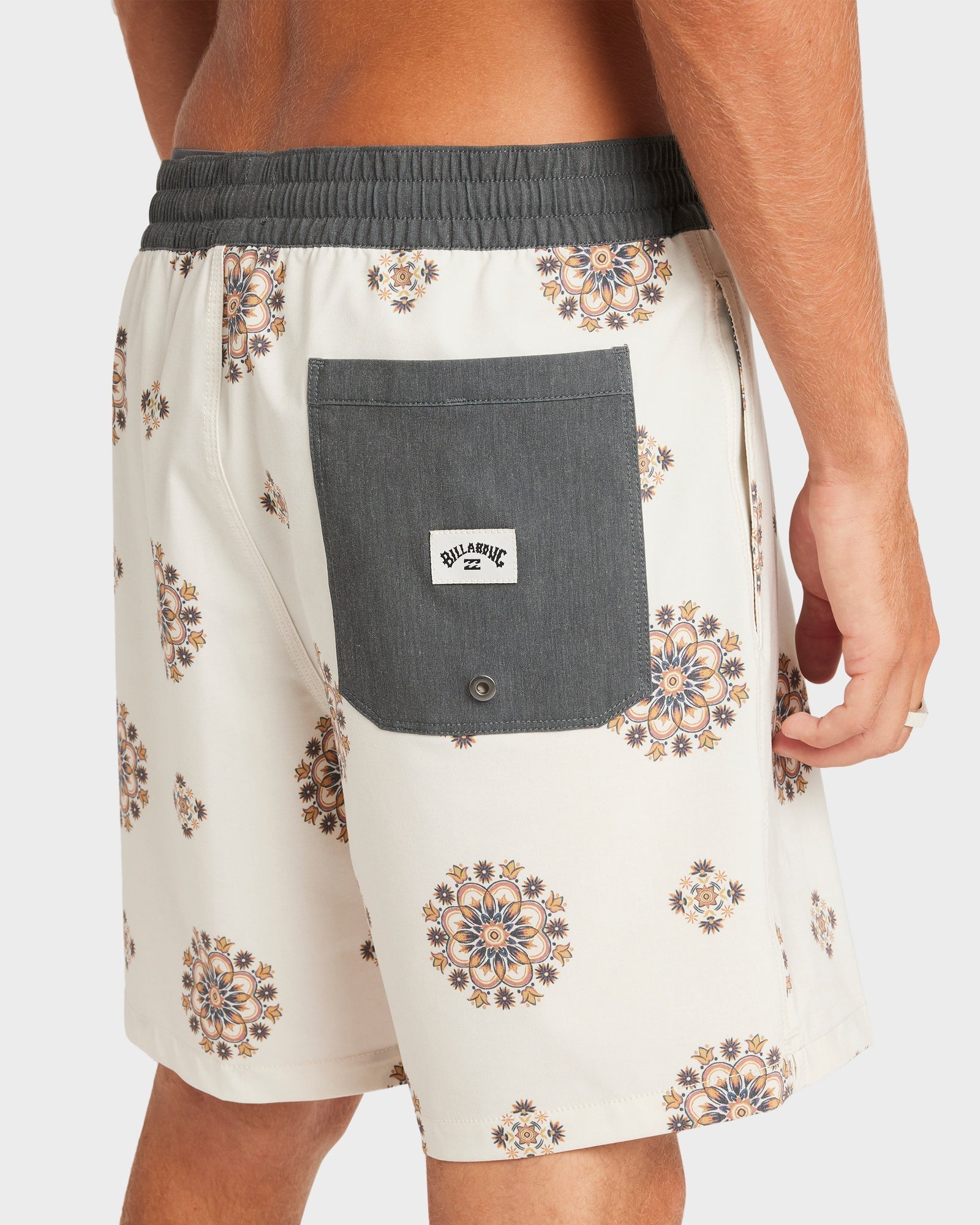 Mens Sundays Layback 17" Boardshorts