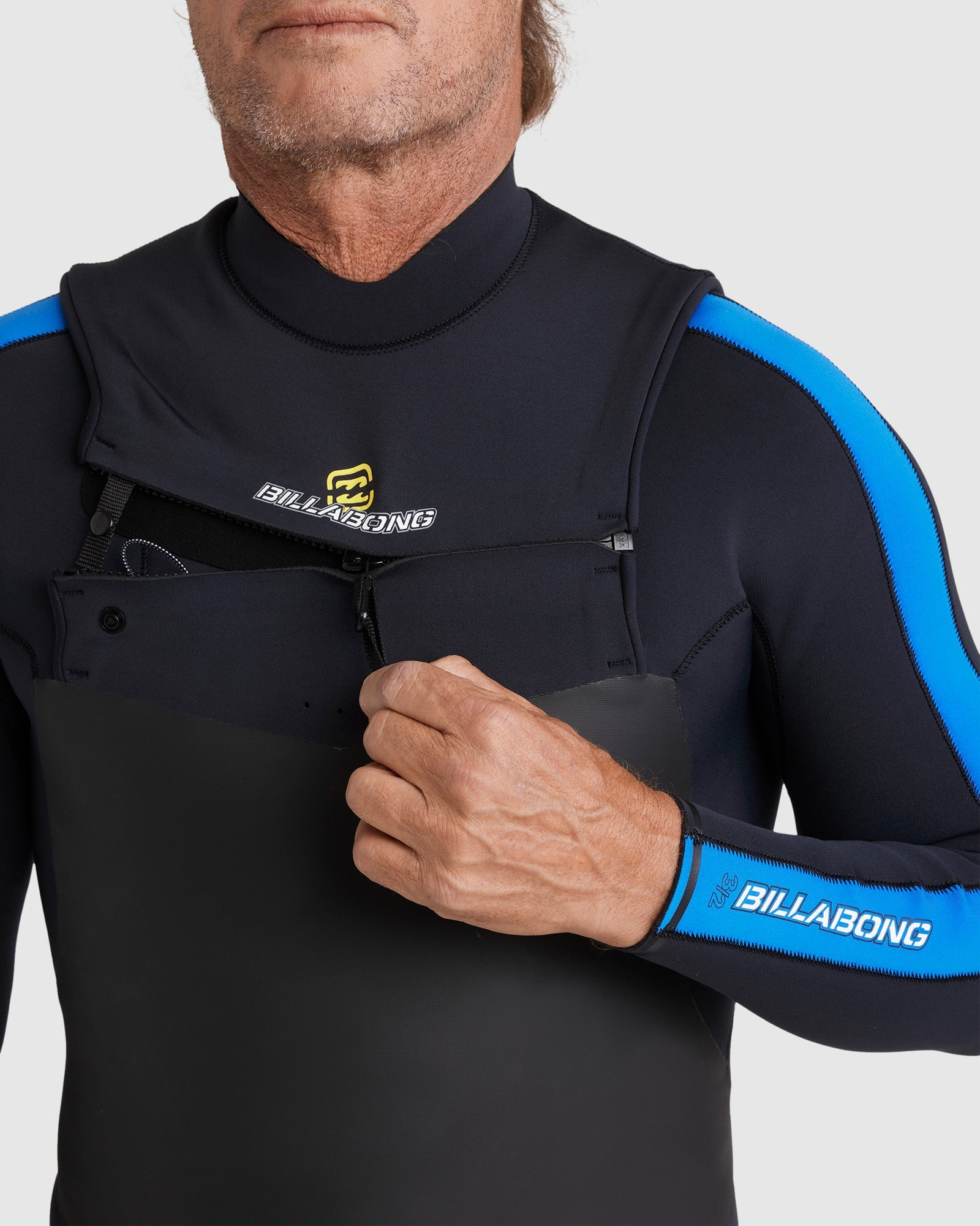 302 OSCILLATOR NATURAL CZ FULL