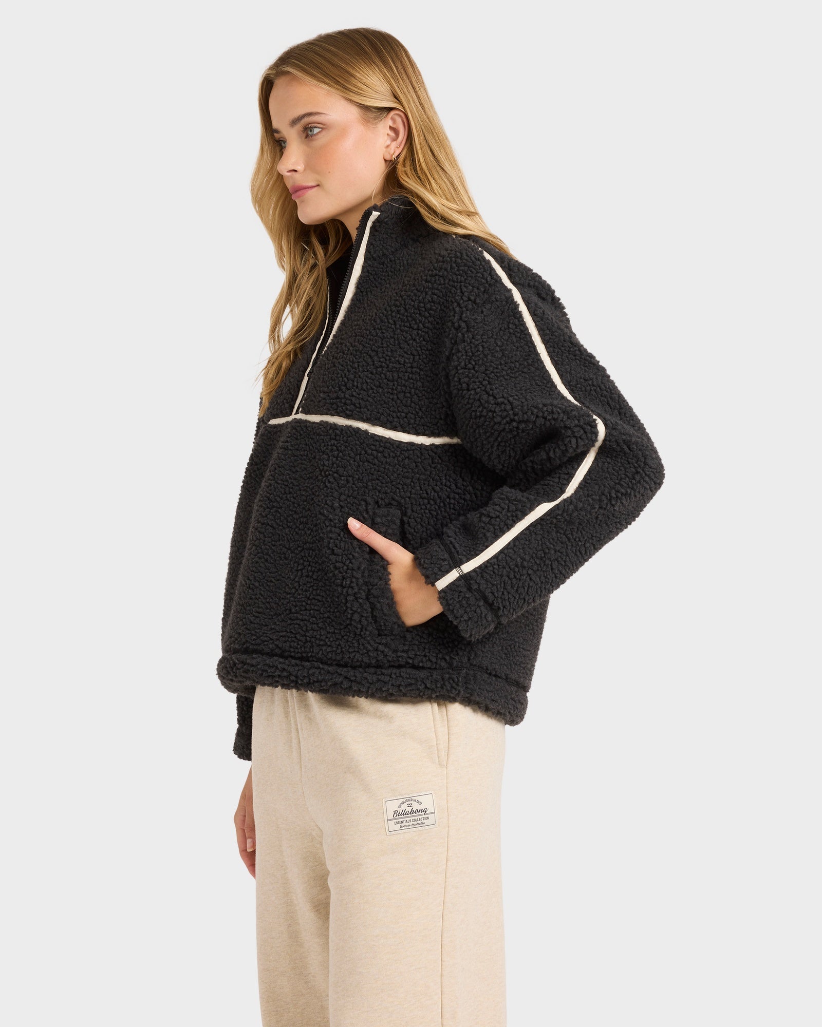 Womens Getting Warm Shrpa Half Zip Pullover
