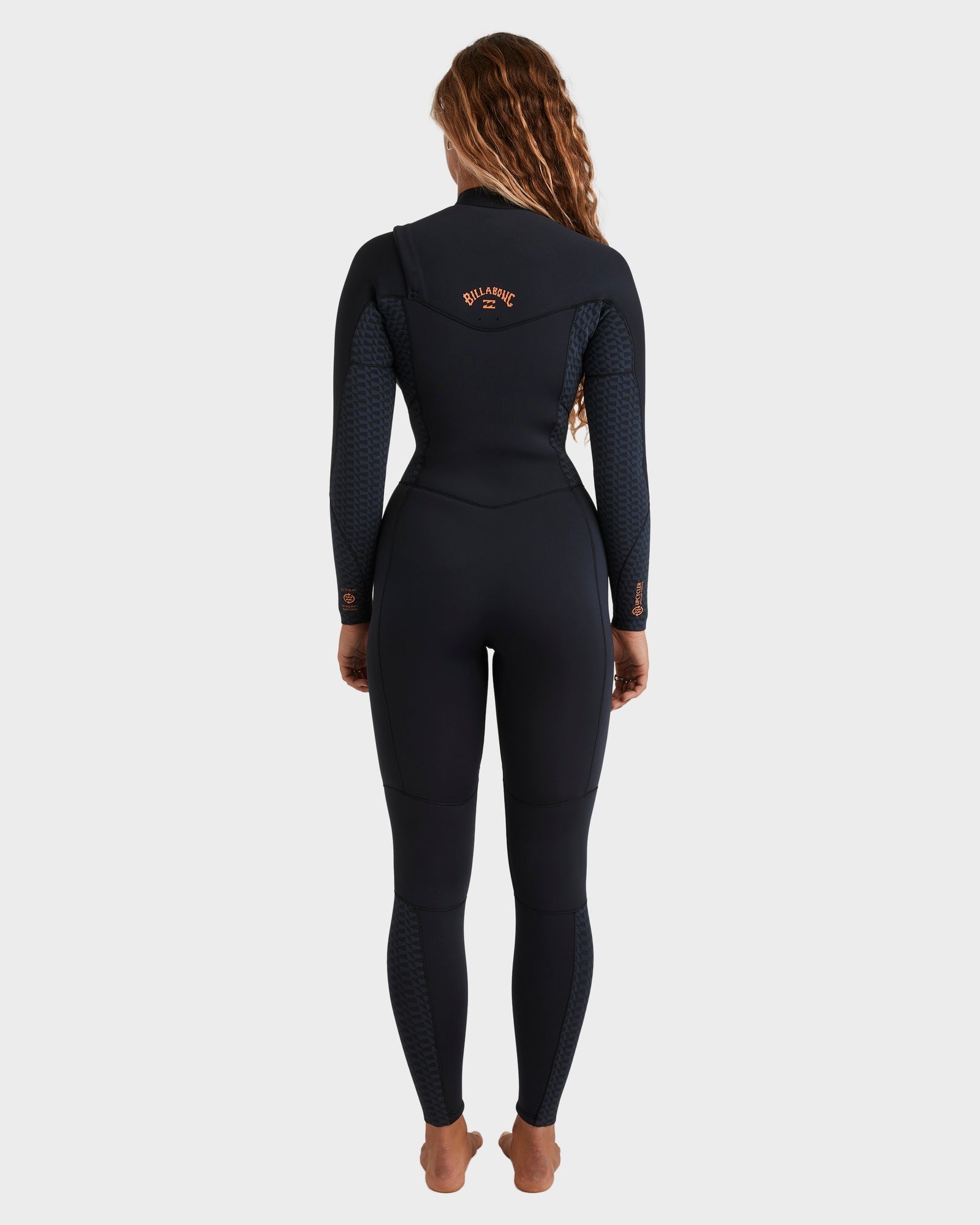 Womens 4/3mm Synergy Natural Chest Zip Steamer Wetsuit