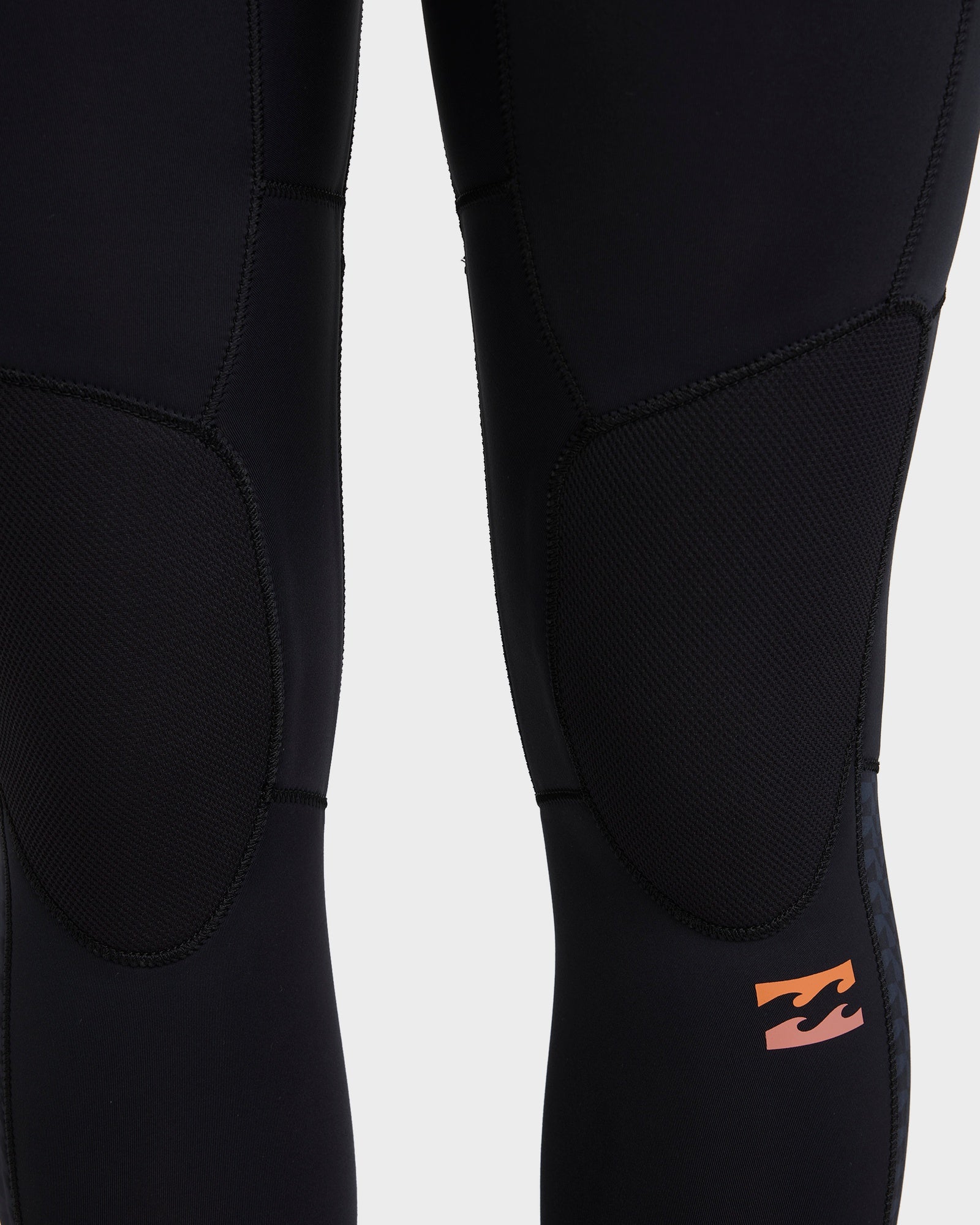 Womens 4/3mm Synergy Natural Chest Zip Steamer Wetsuit