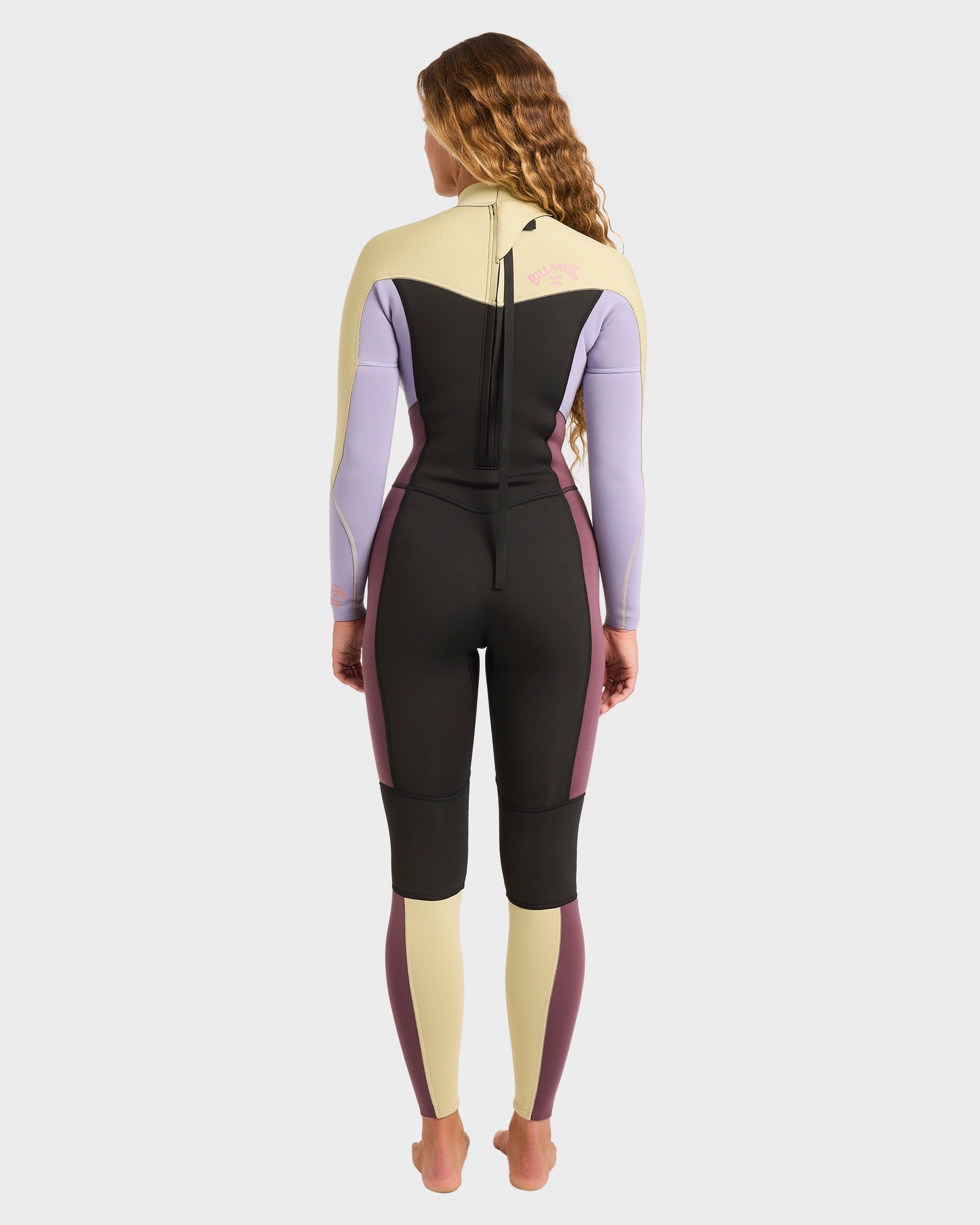 Womens 3/2mm Synergy Back Zip Flatlock Steamer Wetsuit