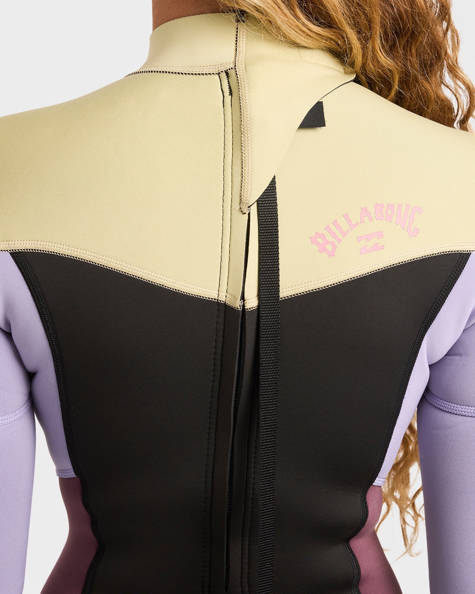 Womens 3/2mm Synergy Back Zip Flatlock Steamer Wetsuit