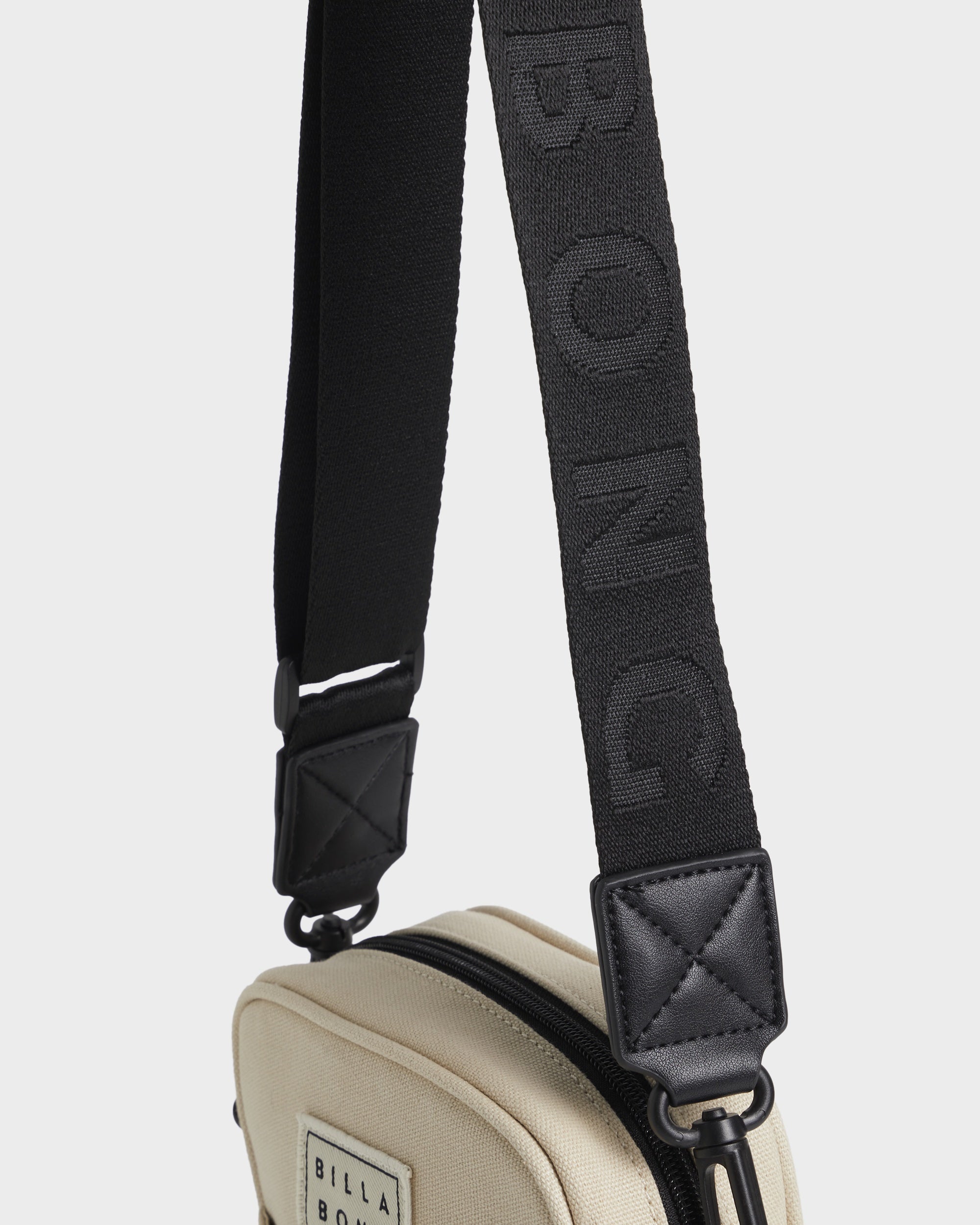 Womens Chaser Sling Bag