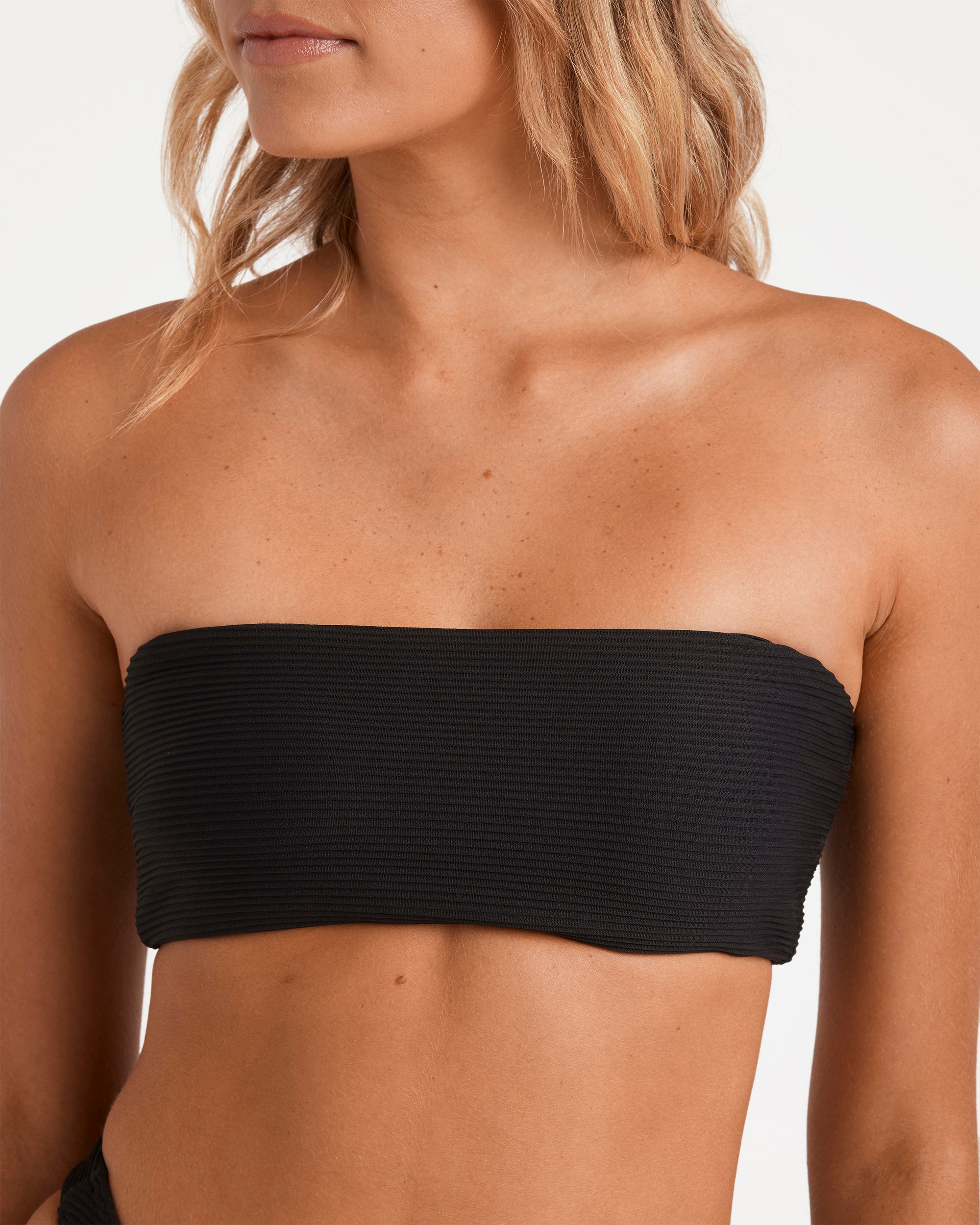 Womens Tanlines Tully Tube Bikini Top