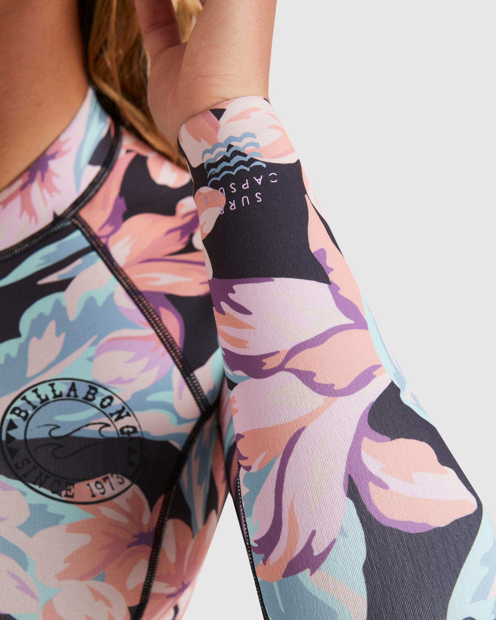 Womens 1/1mm Peeky Chest Zip Wetsuit