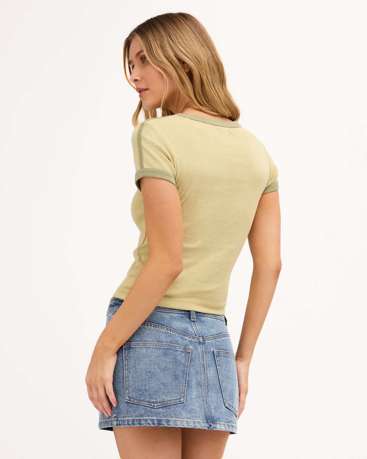 ubjkt00392_billabong_cyg_bck1