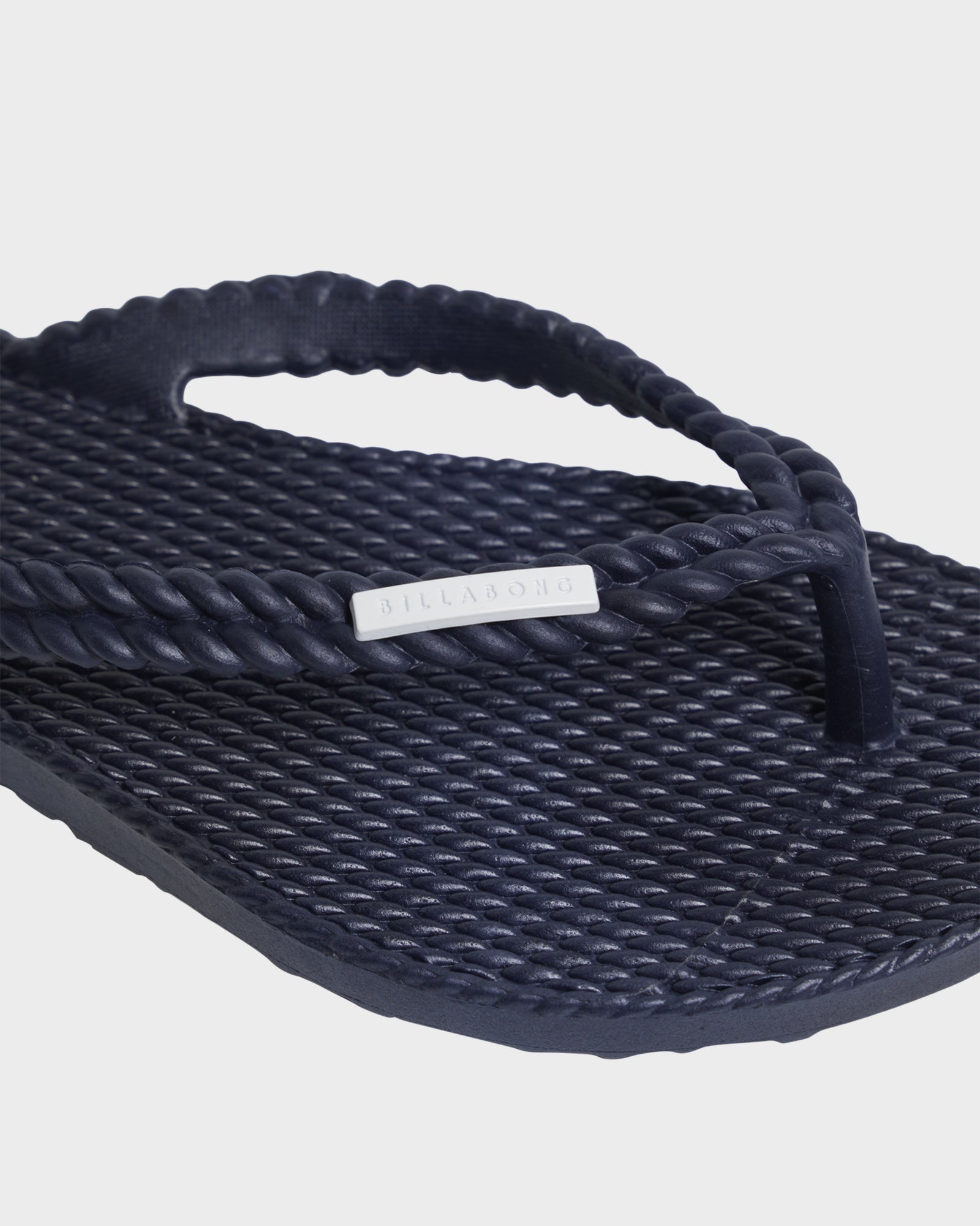 Womens Kick Back Solid Thongs