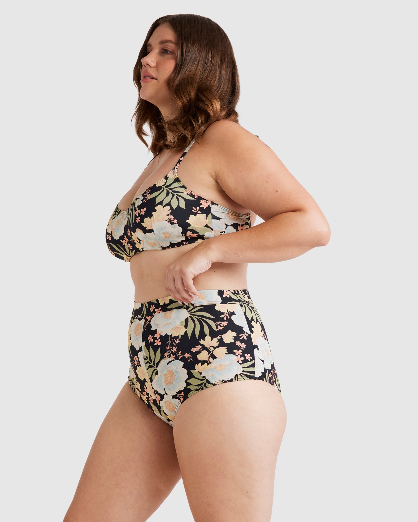 Womens Lost Cove Lila D/DD Bralette Bikini Top