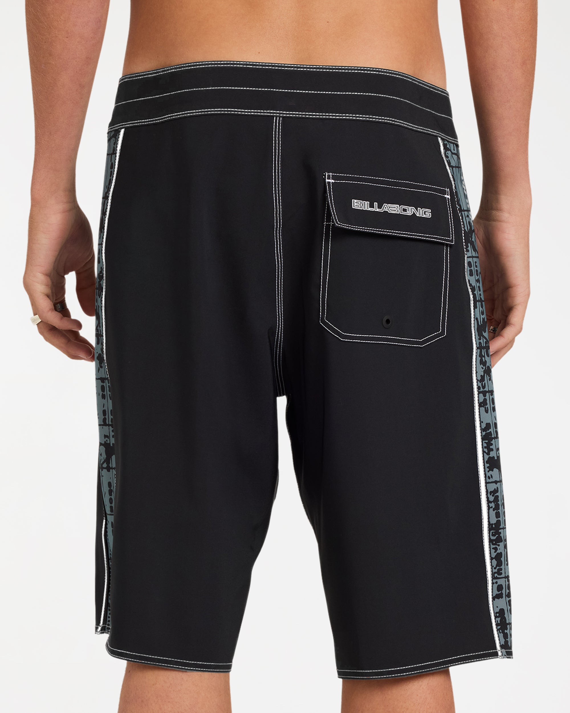 ubybs00218_billabong_blk_bck6