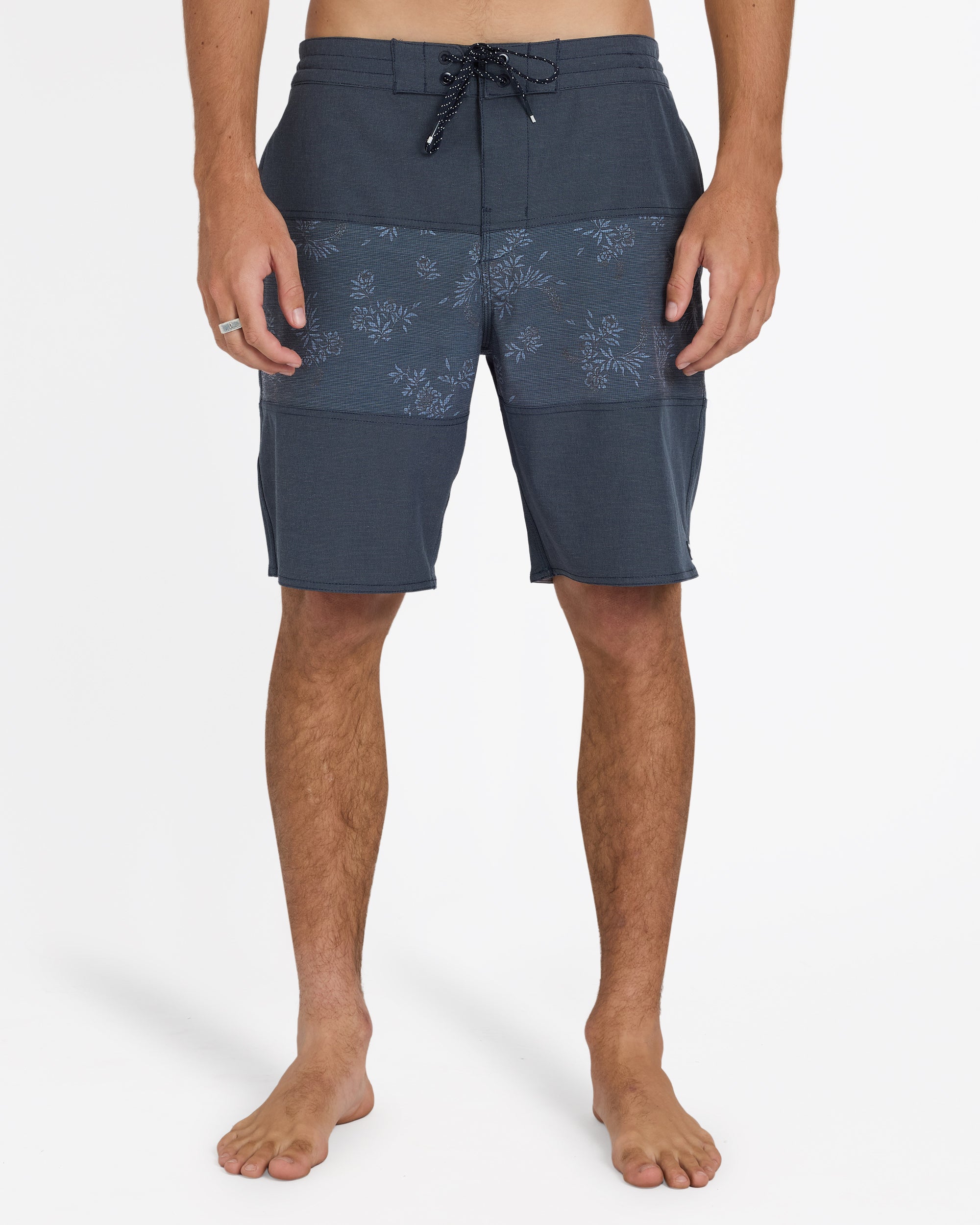 ubybs00241_billabong_trv_frt1