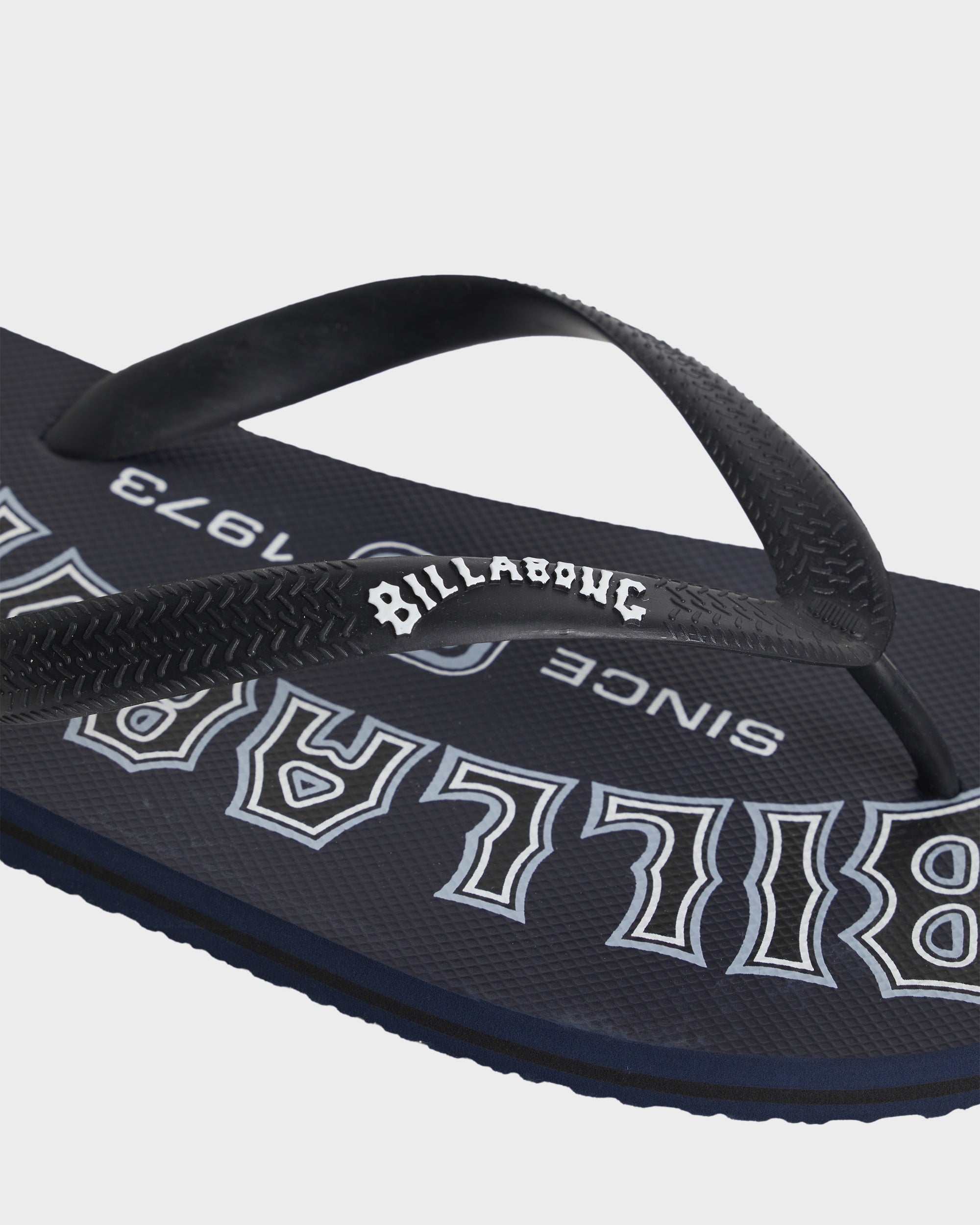 Mens Tides Thongs