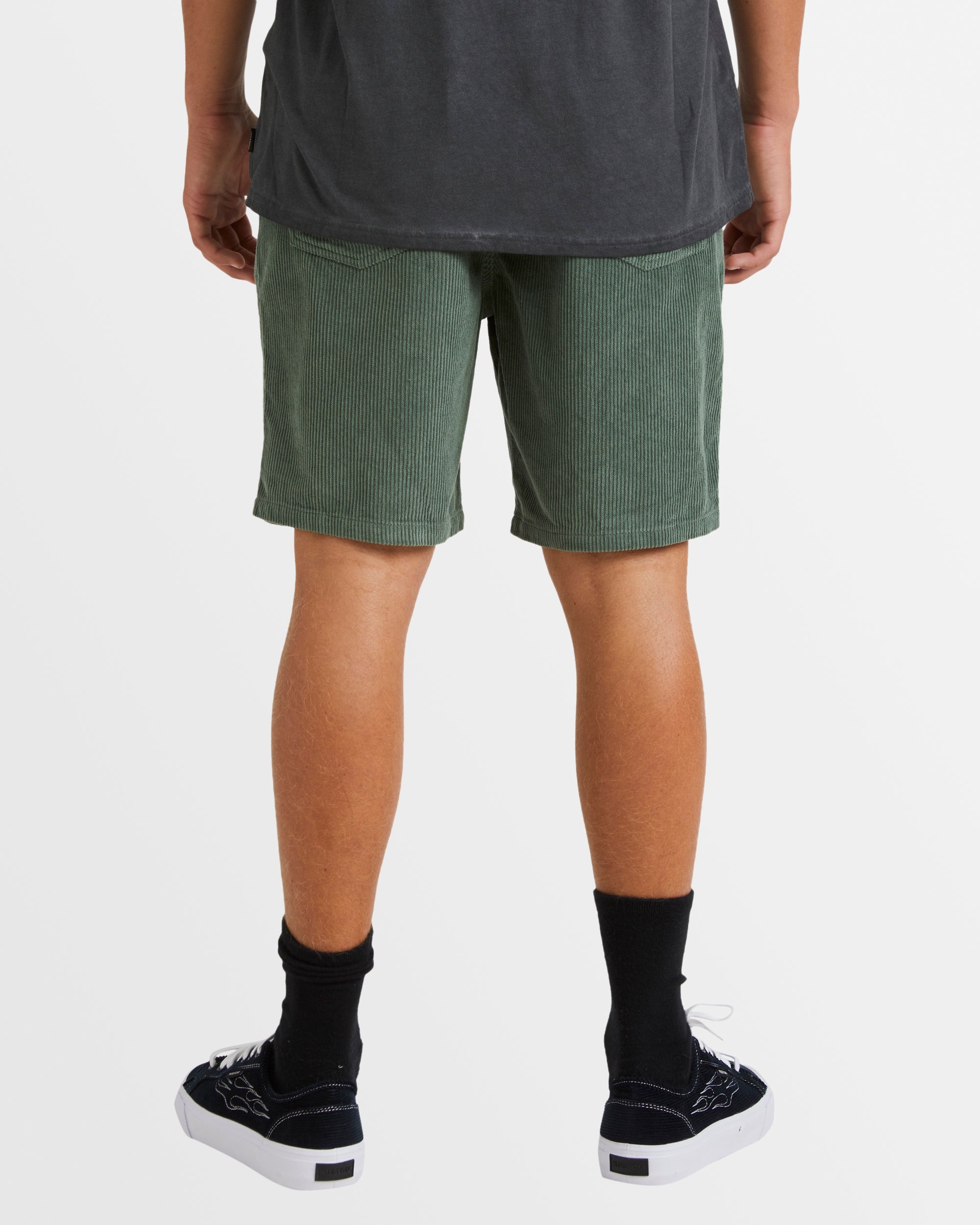 Mens Larry Corduroy 18" Walkshorts