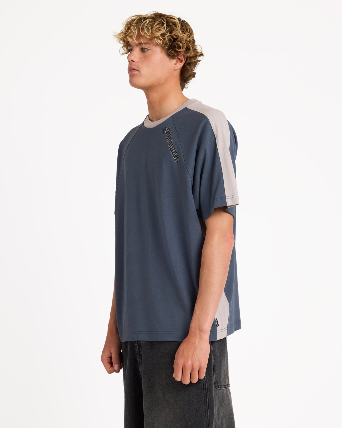 ubyzt00872_billabong_krq0_sd1
