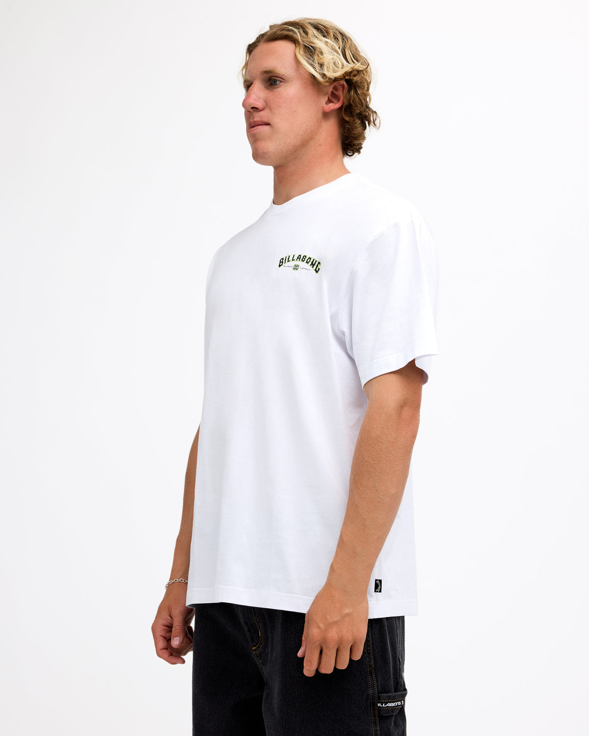 ubyzt00936_billabong_wht_sd1