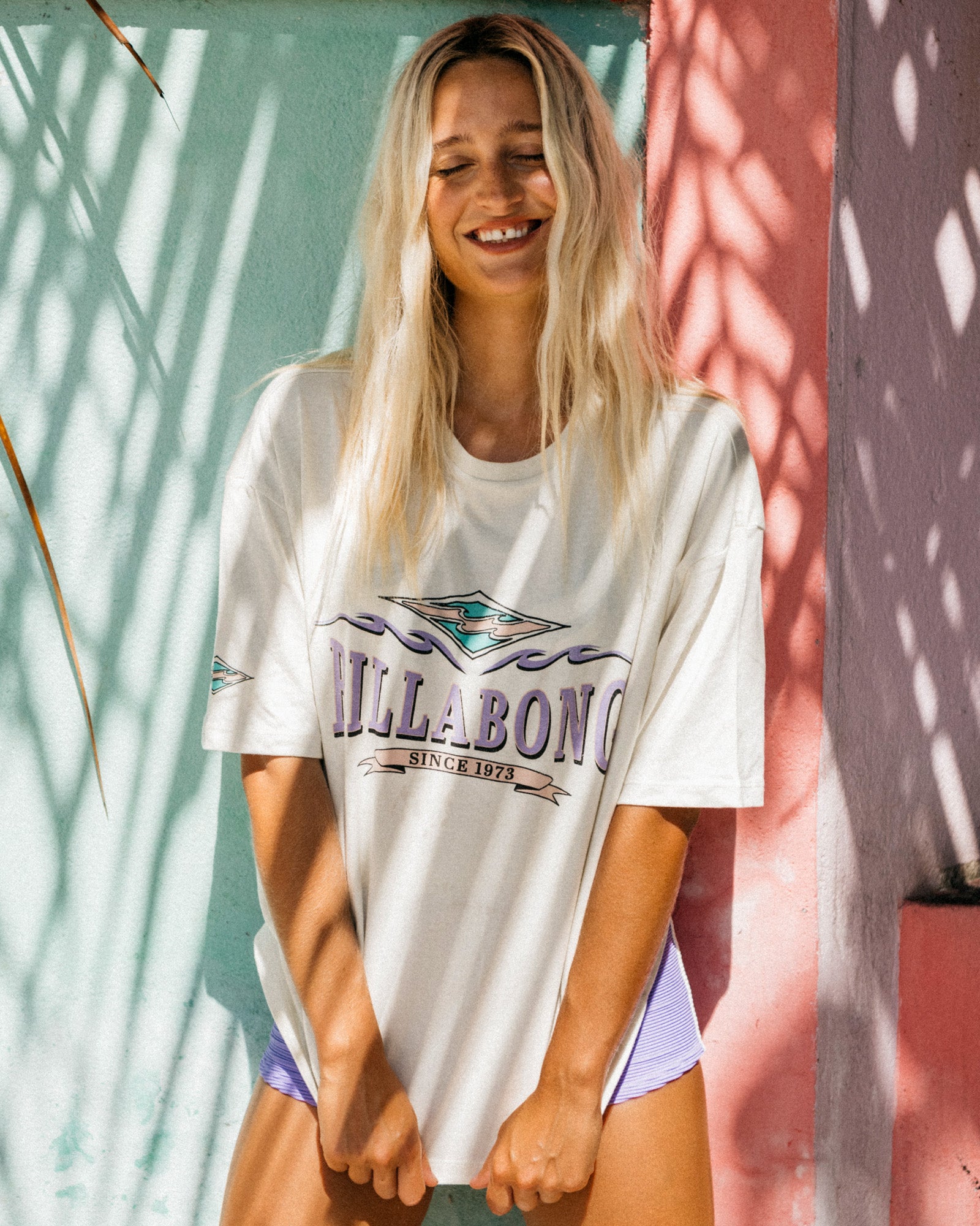Womens Wave Out T-Shirt