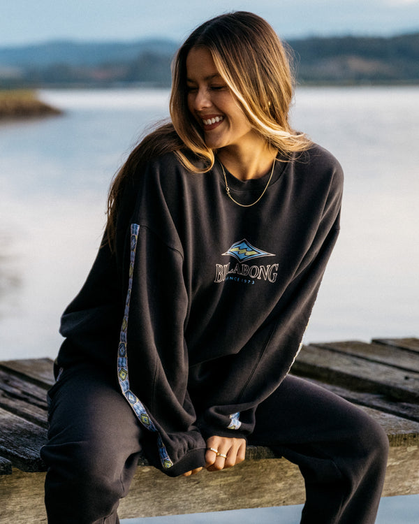 Womens Swipe Right Kendall Crew Neck