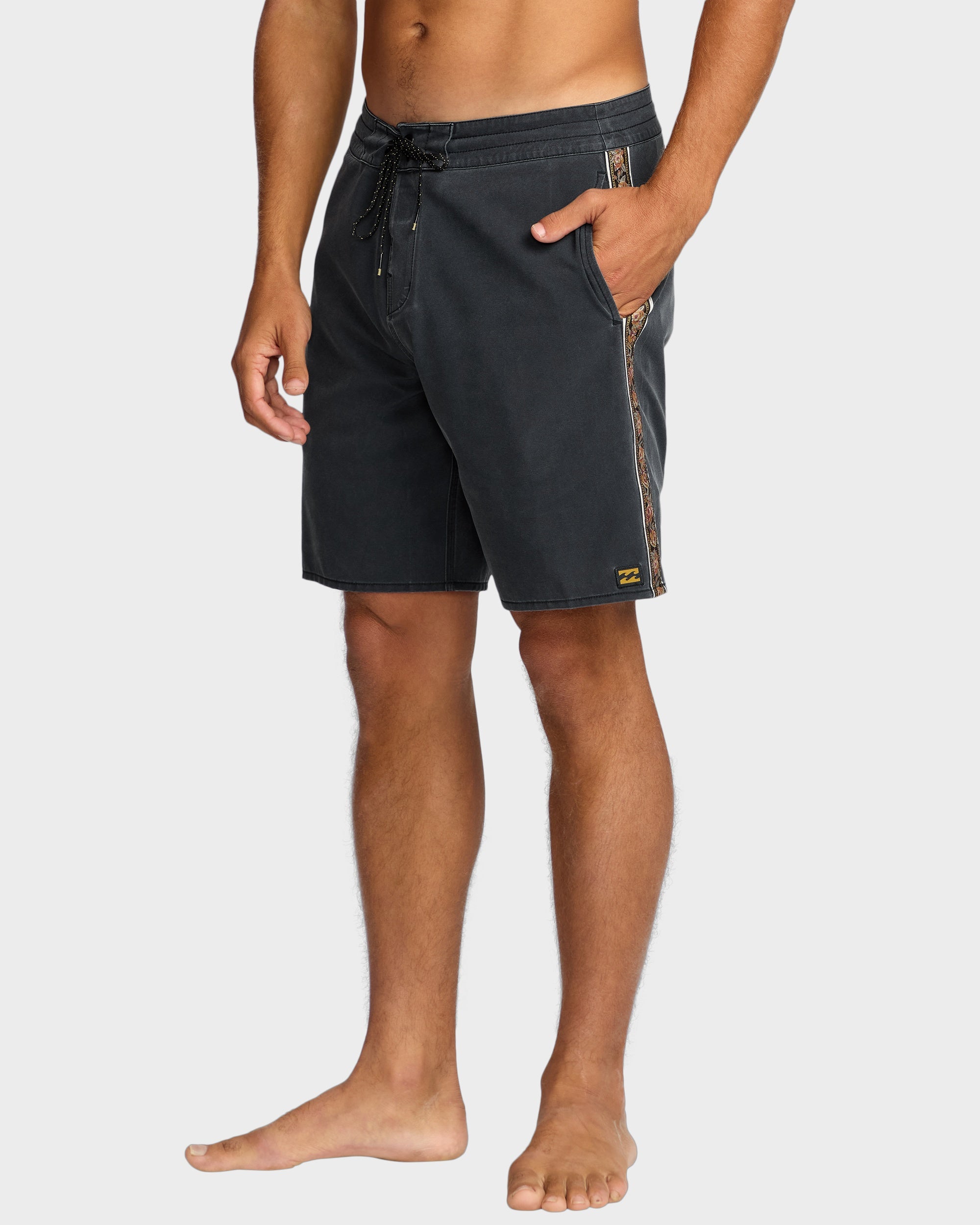 Mens Wategos Lo Tides 18.5" Boardshorts