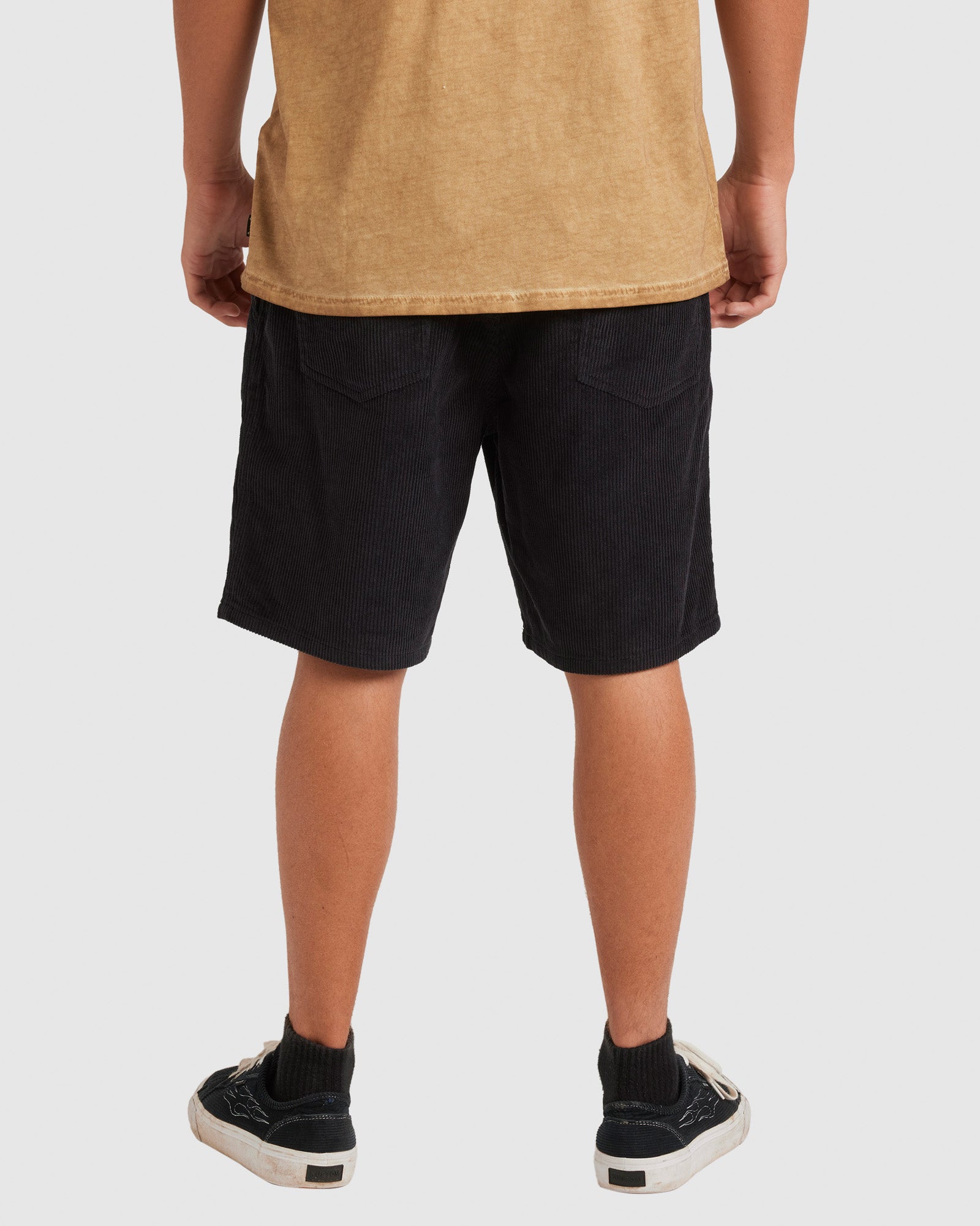 Mens Larry Corduroy 18