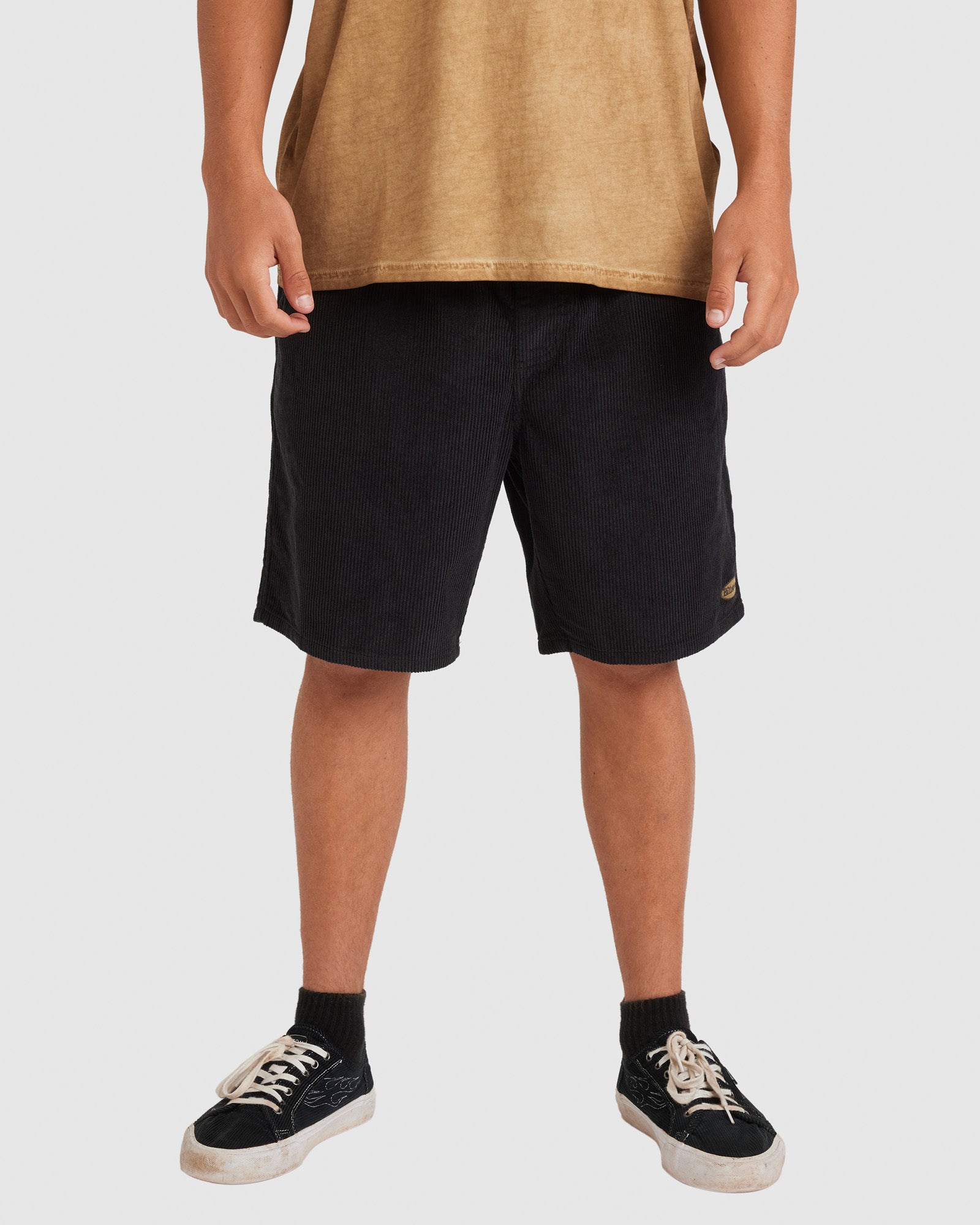 Mens Larry Corduroy 18