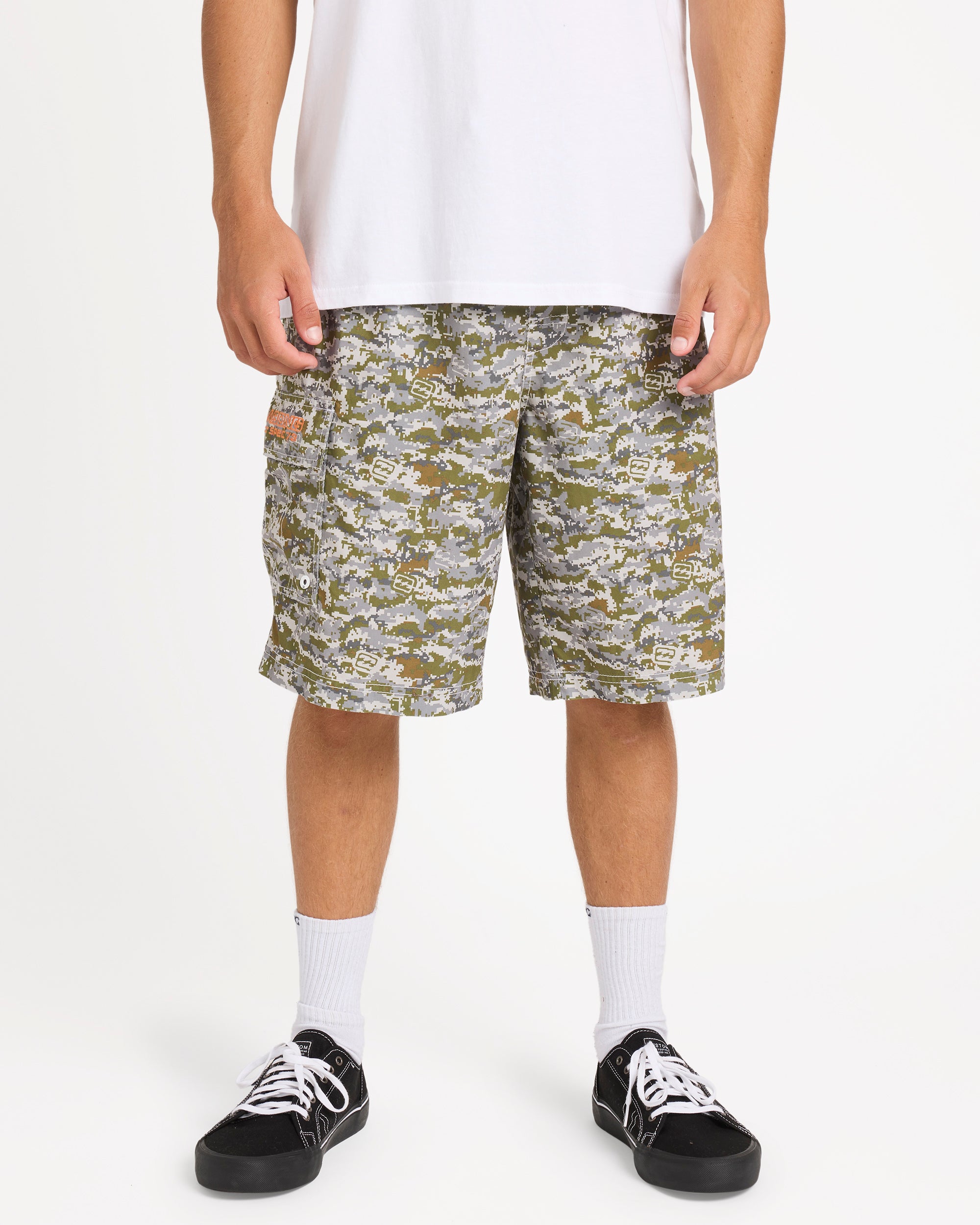 Mens Throw On 21" Boardshorts