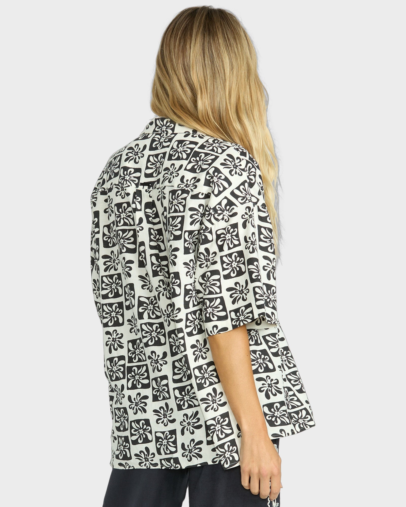 Womens Beach Side Shirt