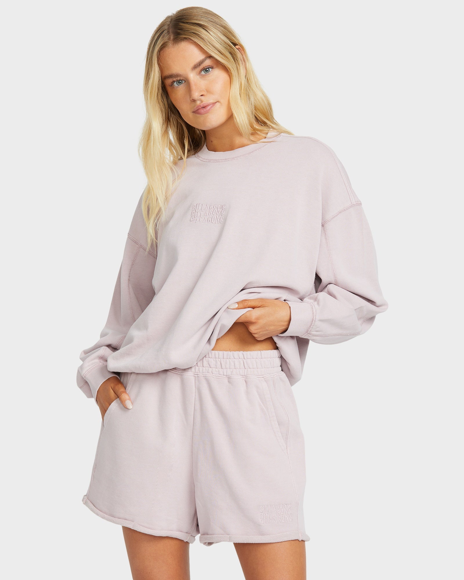 Womens So Typical Elastic Waist Shorts