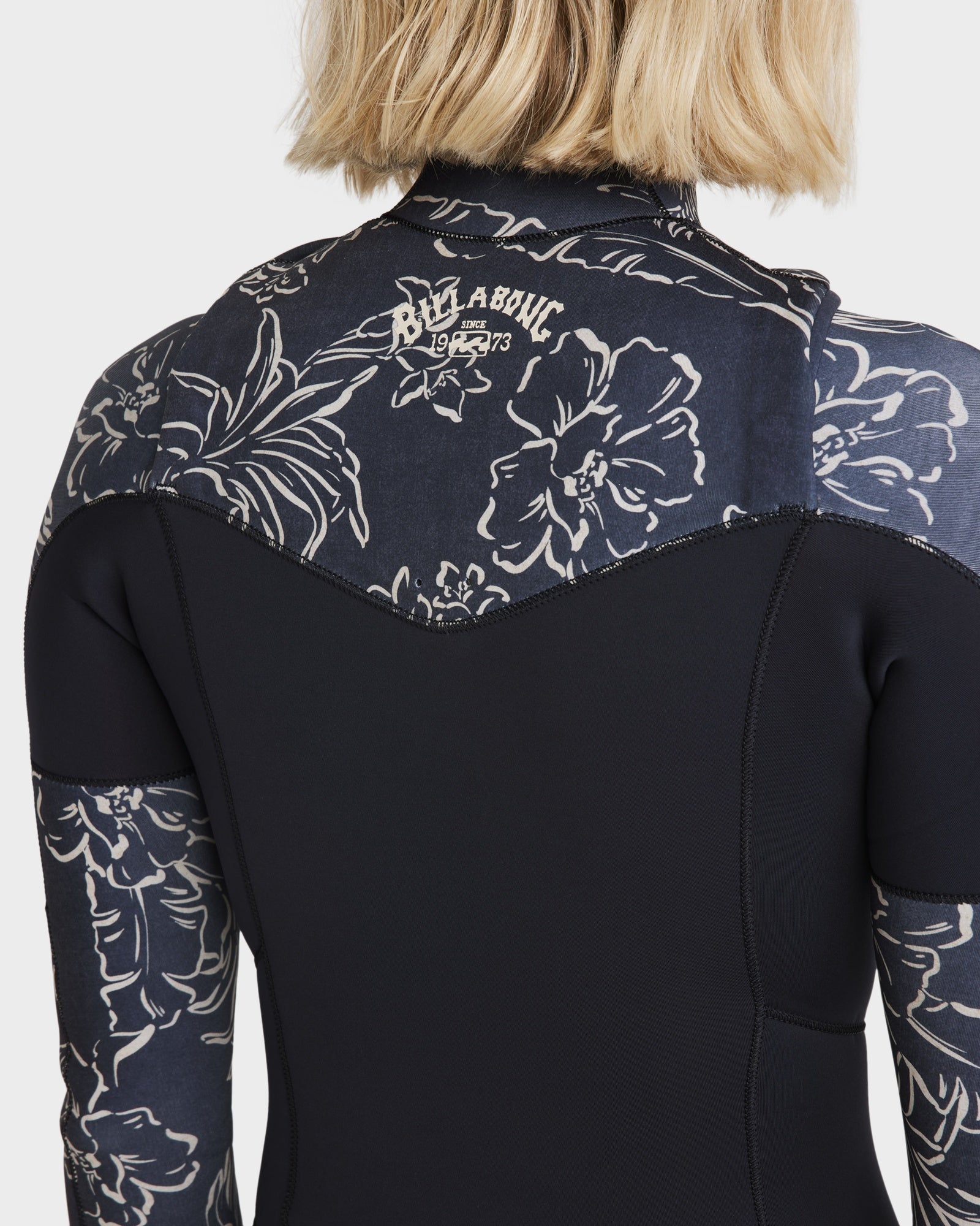 サーフィン・ボディボード BE WET AIR-4 LTD 5mmx3mm LONG CHEST ZIP Womens 3/2 mm Salty Dayz Natural Chest Zip Steamer Wetsuit – Black