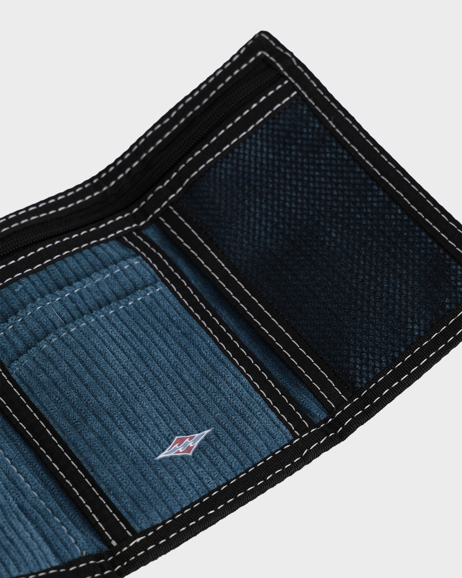 Mens Atom Wallet