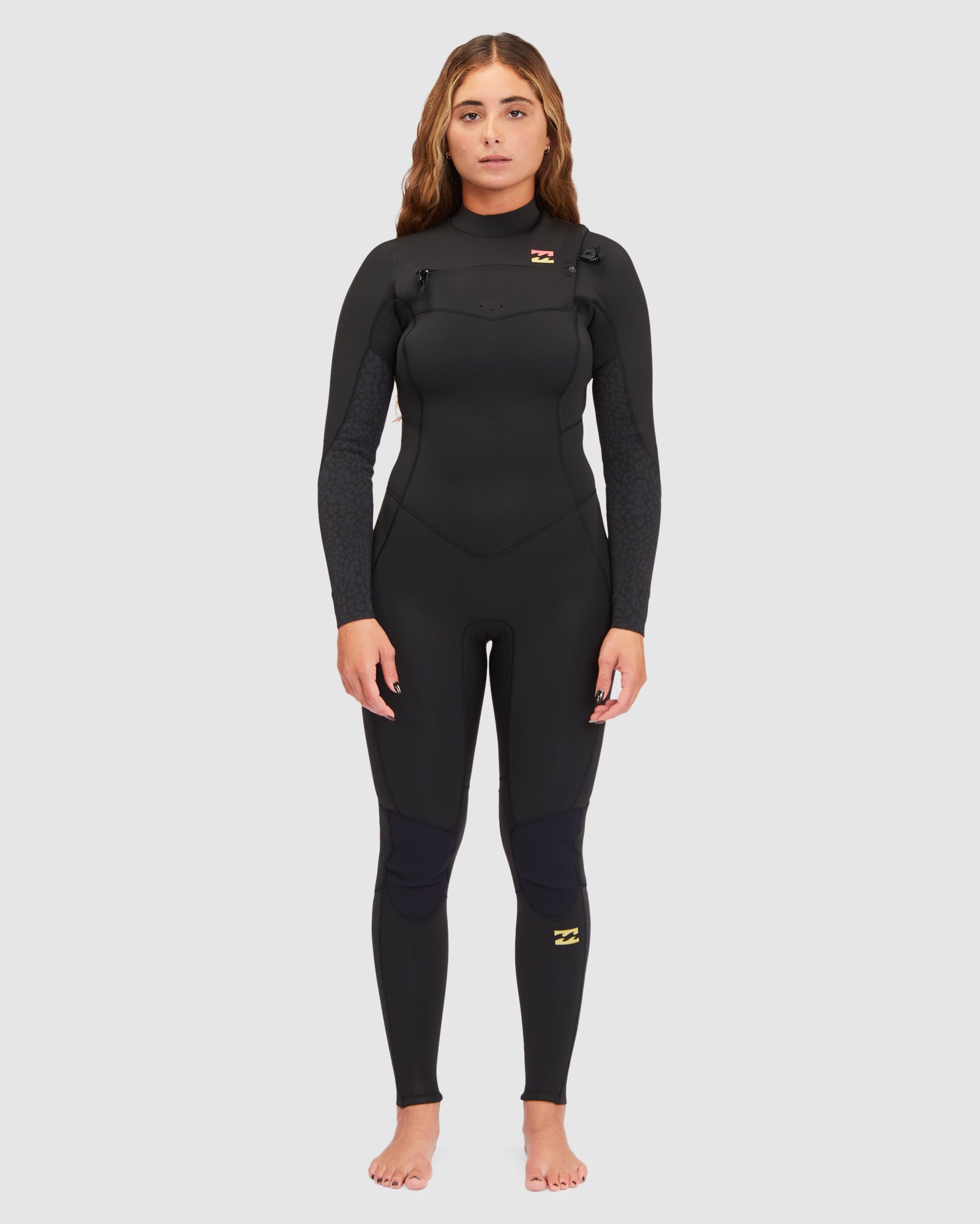 Womens 3/2mm Synergy Chest Steamer Wetsuit