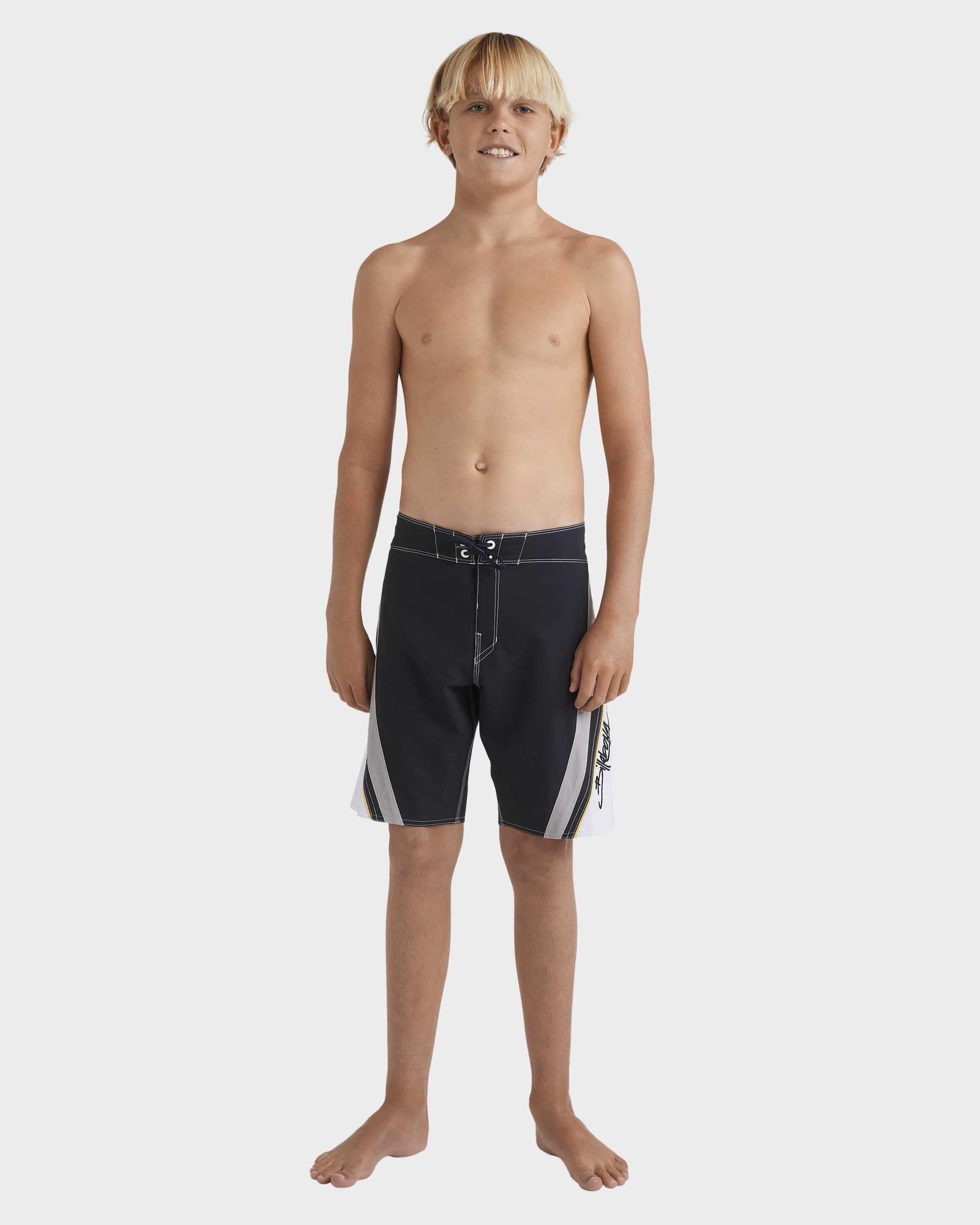 Boys 8-16 Fluid 2K 18" Boardshorts