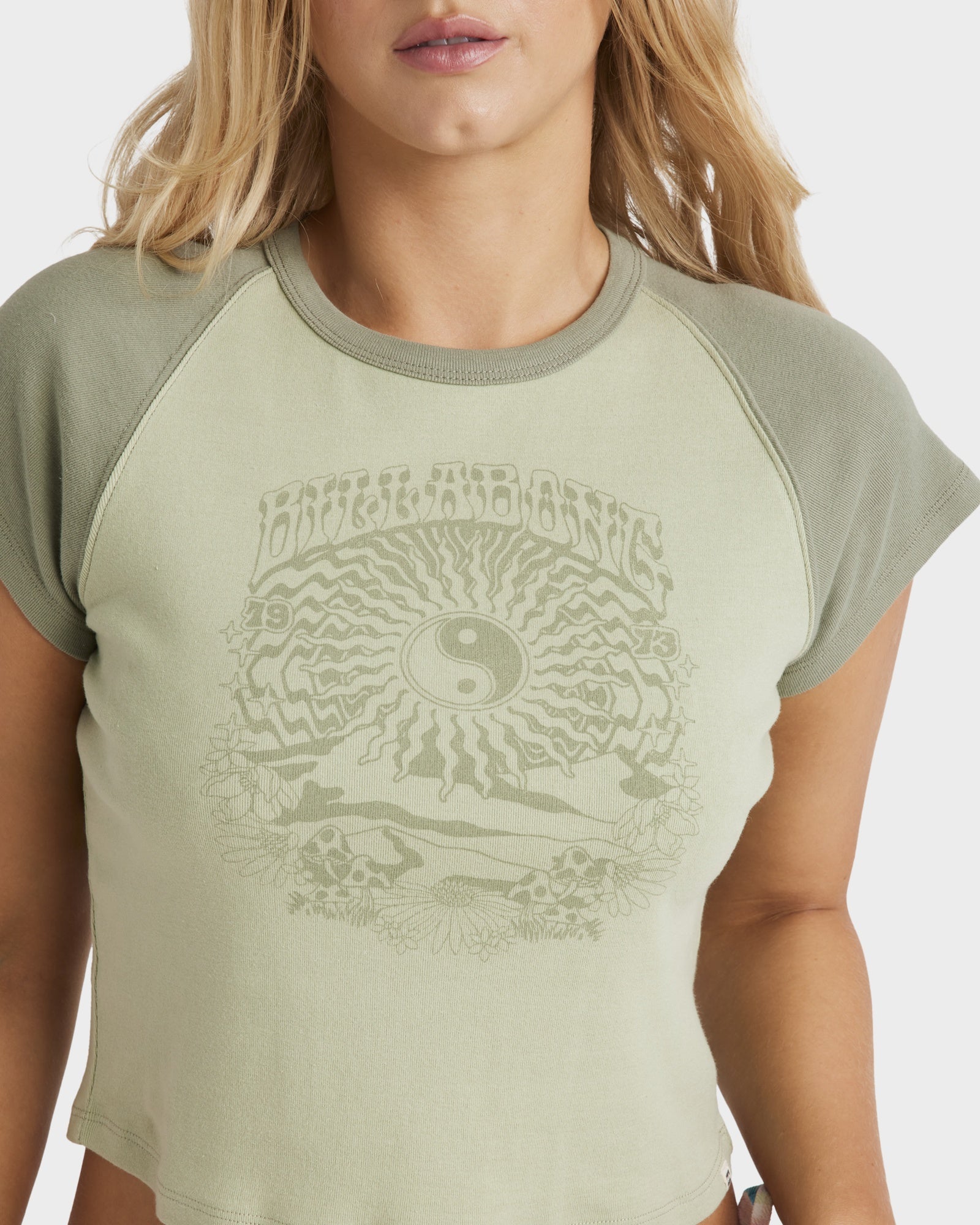 Womens Two Tone Raglan Short Sleeve Shirt