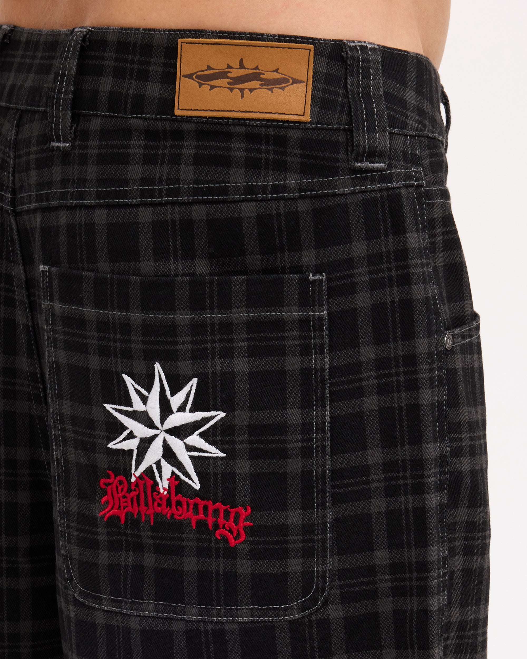ubyds00102_billabong_blk_dtl1