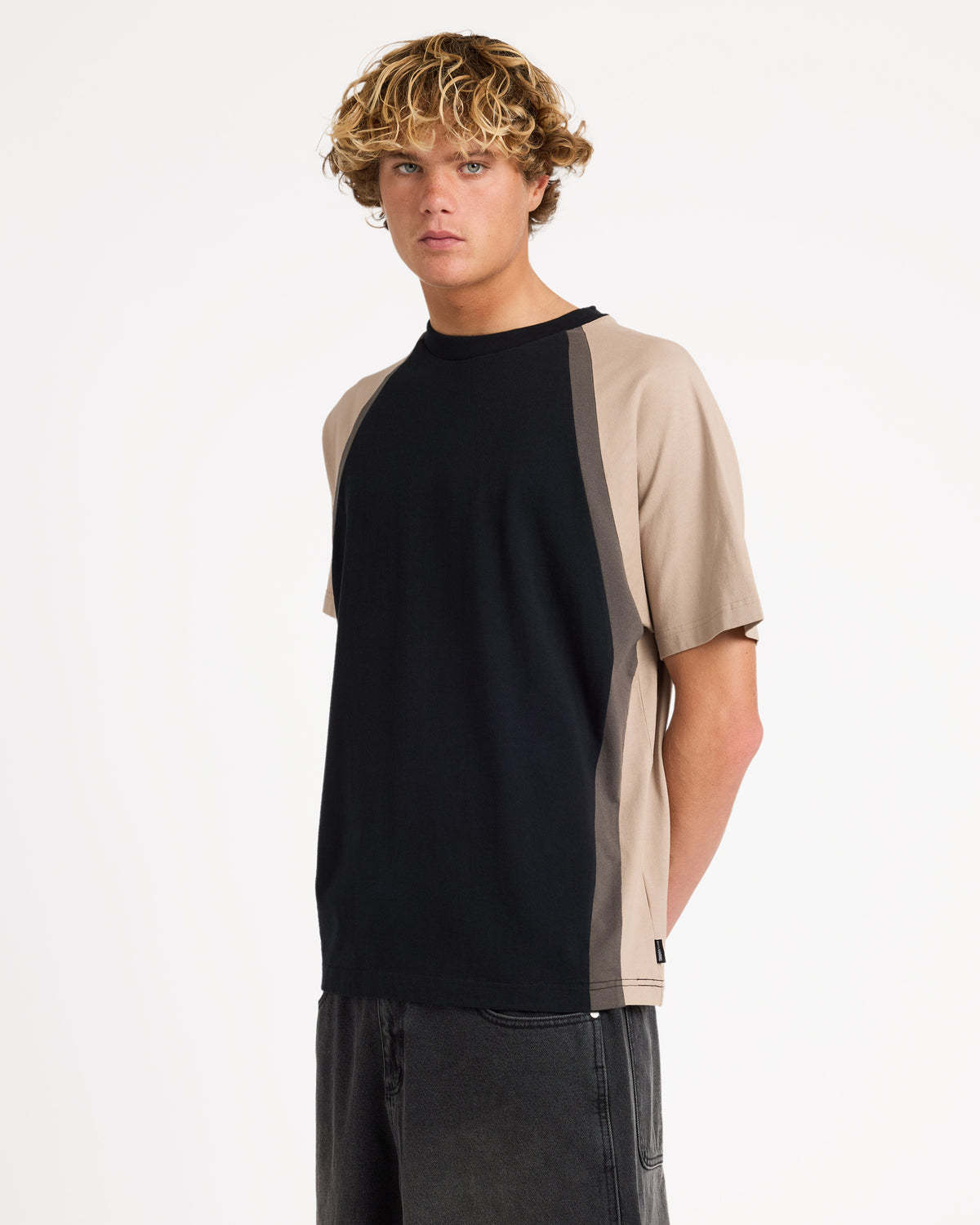 ubyzt00871_billabong_blk_sd1