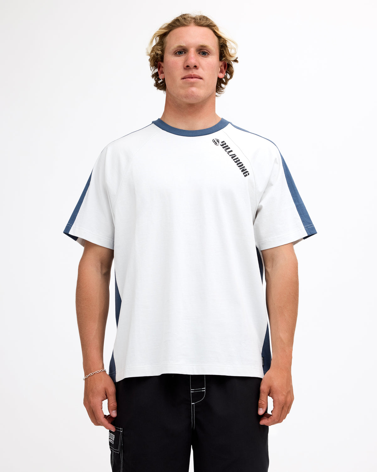 ubyzt00872_billabong_fog_frt1