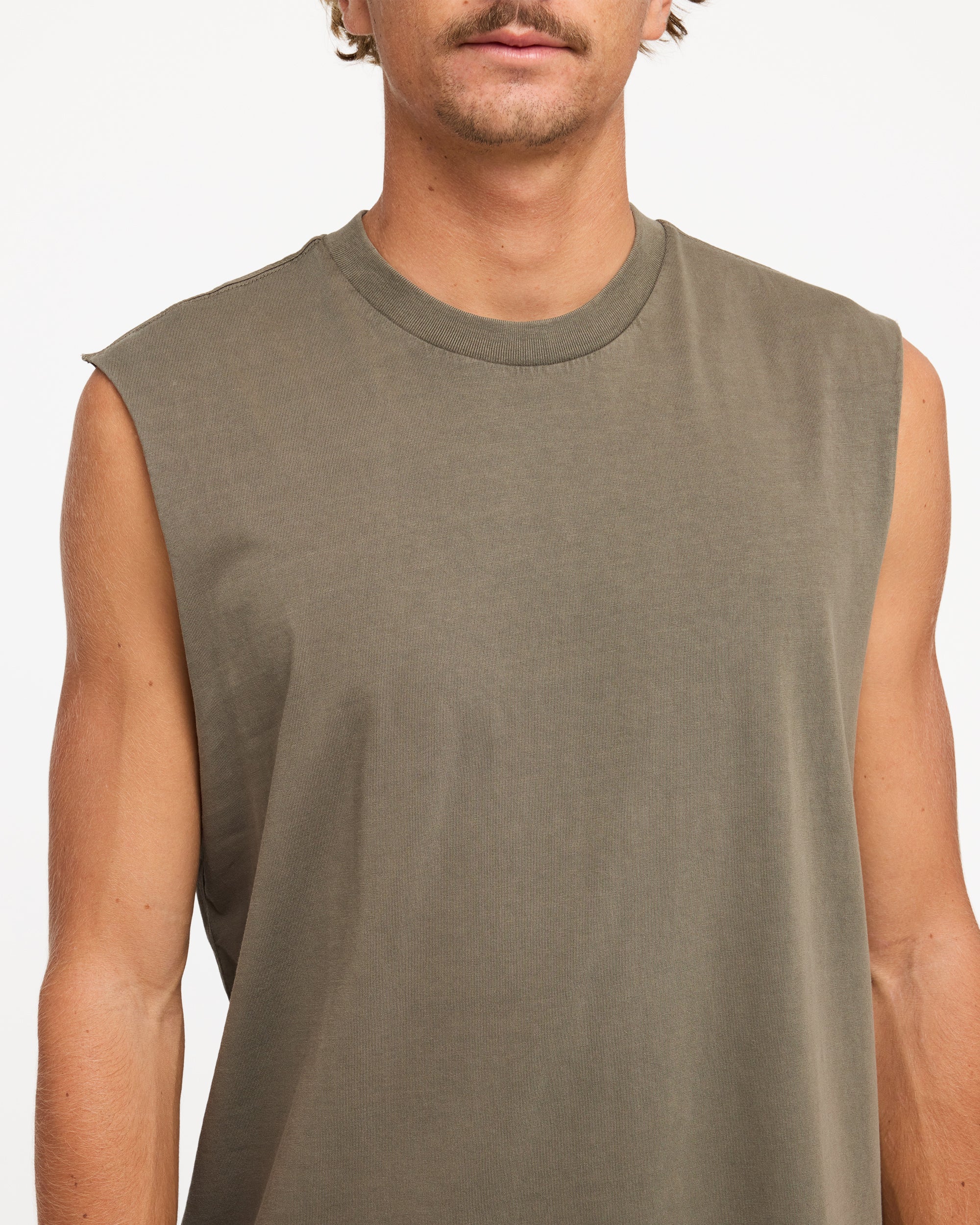 ubyzt00935_billabong_arm_dtl1